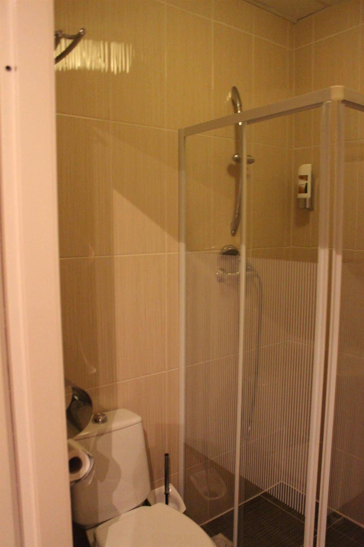 Skyline Hotel Ротердам Екстериор снимка
